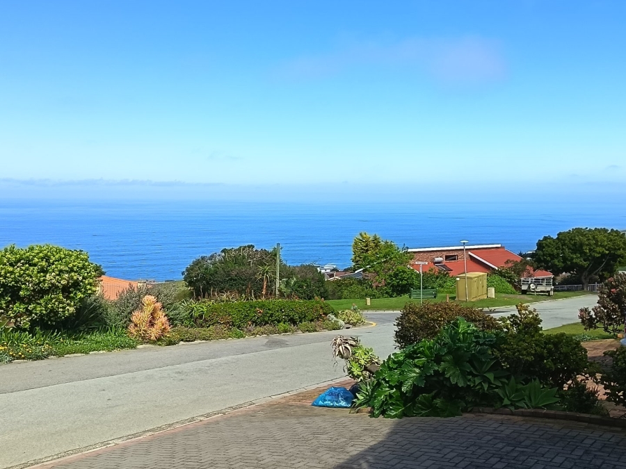 4 Bedroom Property for Sale in Herolds Bay Western Cape